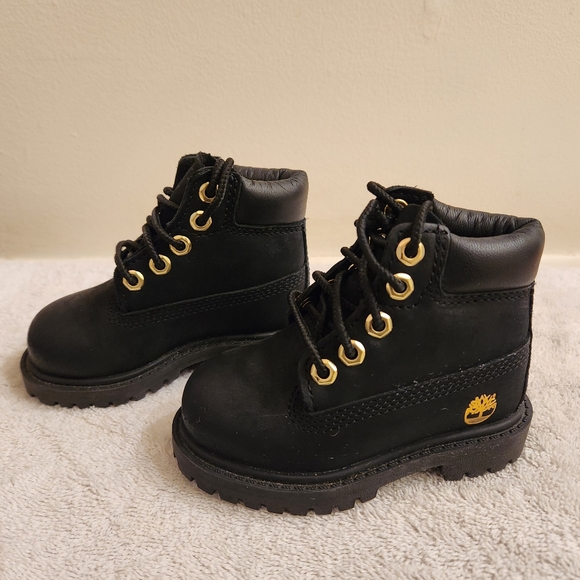 Black Classic Timberland Boots 4 - Picture 5 of 14